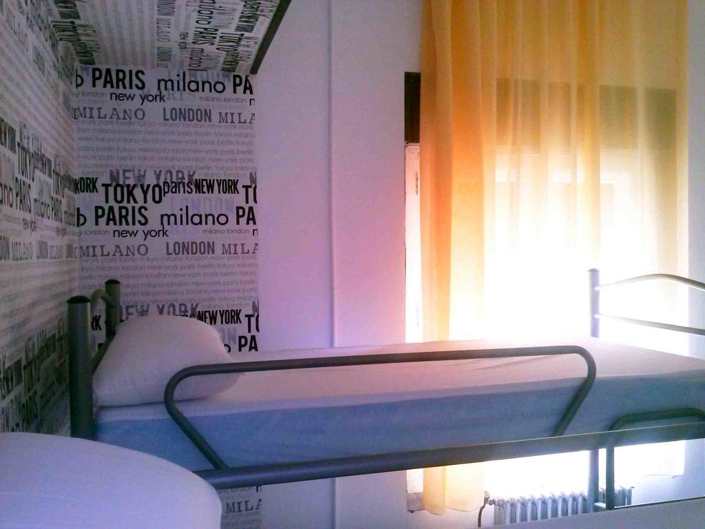 Albergue Internacional De Teruel City Backpackers الغرفة الصورة