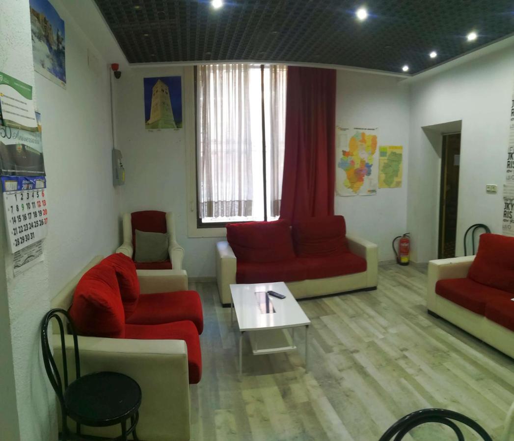 Albergue Internacional De Teruel City Backpackers المظهر الخارجي الصورة